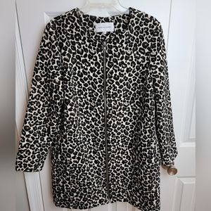 cupcakes & cashmere Black and Cream Leopard Print Coat